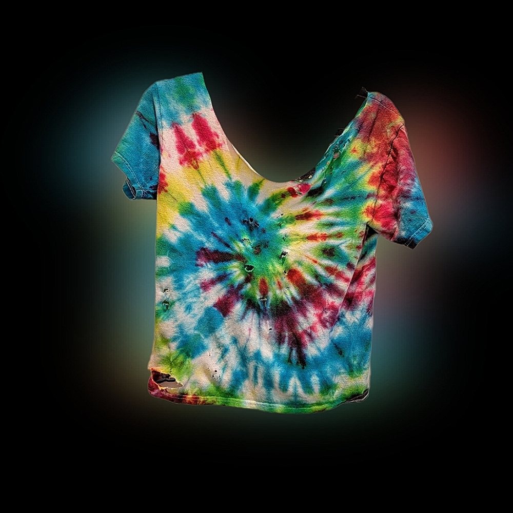 Buttery Soft, cropped and distressed tie dye tee size xs/s